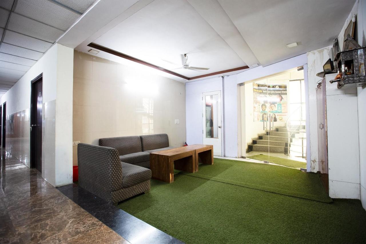 Oyo 44174 Hotel Mid Town Prime Harthala Zewnętrze zdjęcie