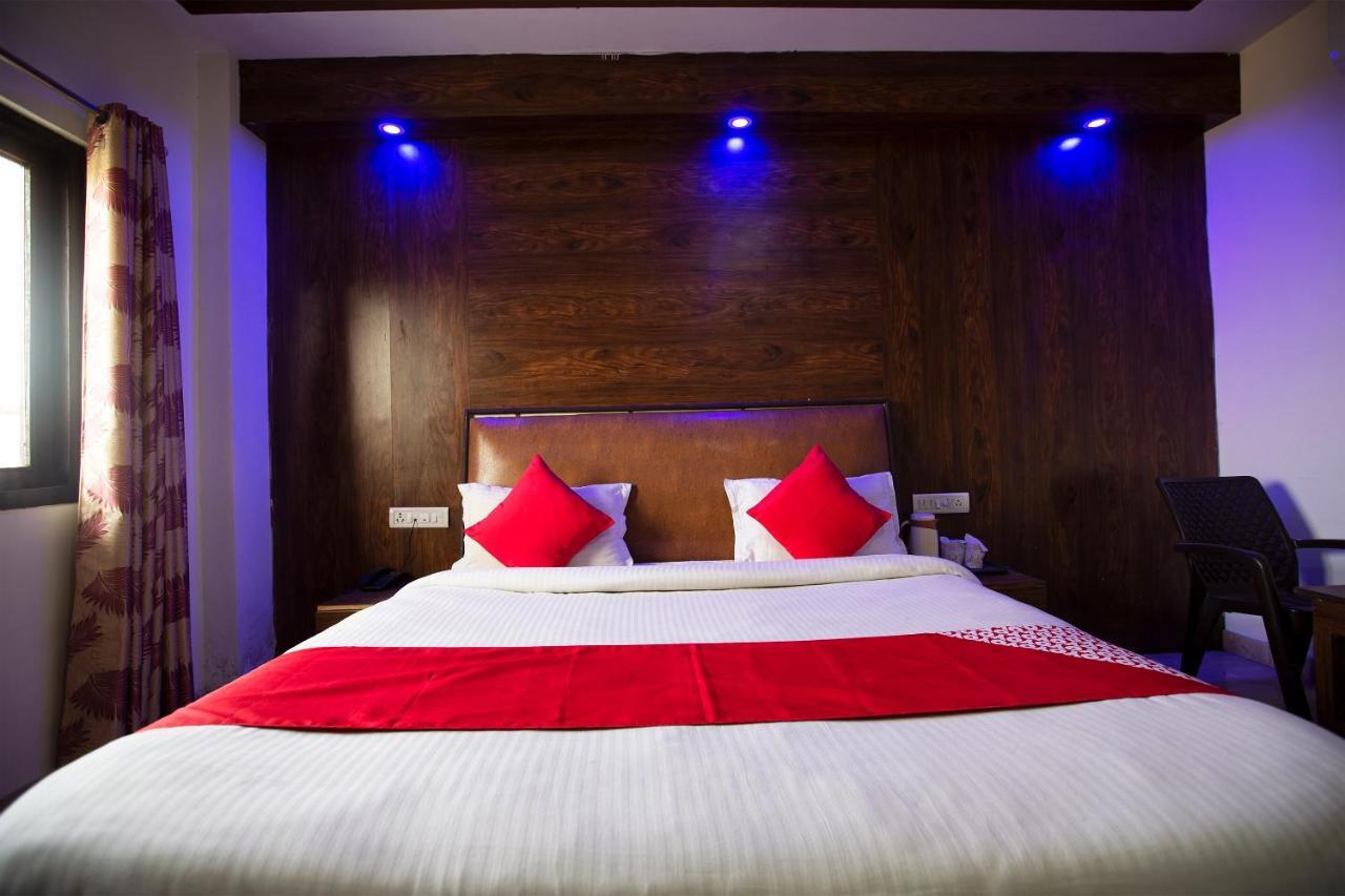 Oyo 44174 Hotel Mid Town Prime Harthala Zewnętrze zdjęcie