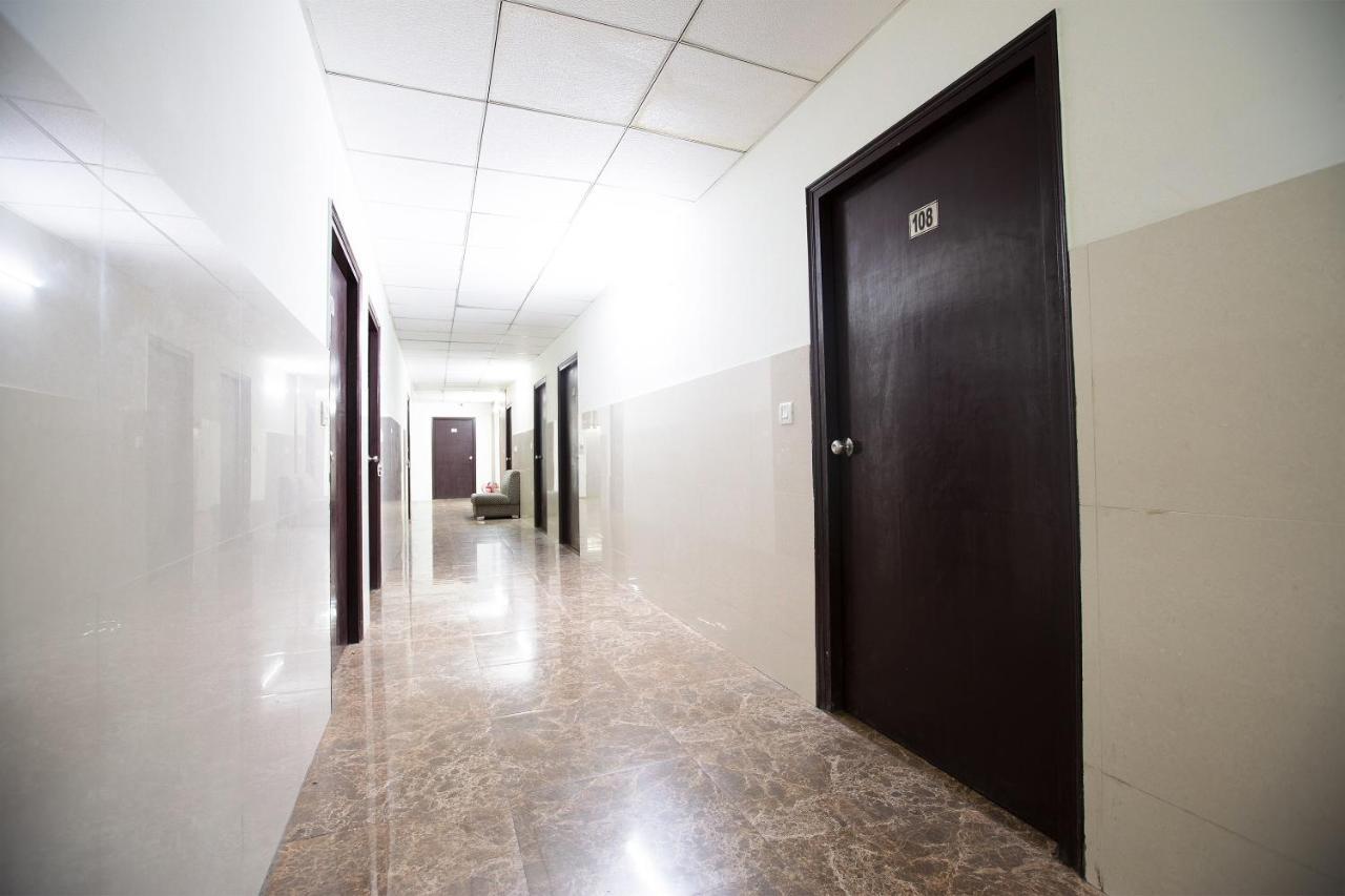 Oyo 44174 Hotel Mid Town Prime Harthala Zewnętrze zdjęcie