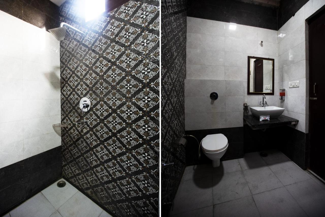 Oyo 44174 Hotel Mid Town Prime Harthala Zewnętrze zdjęcie