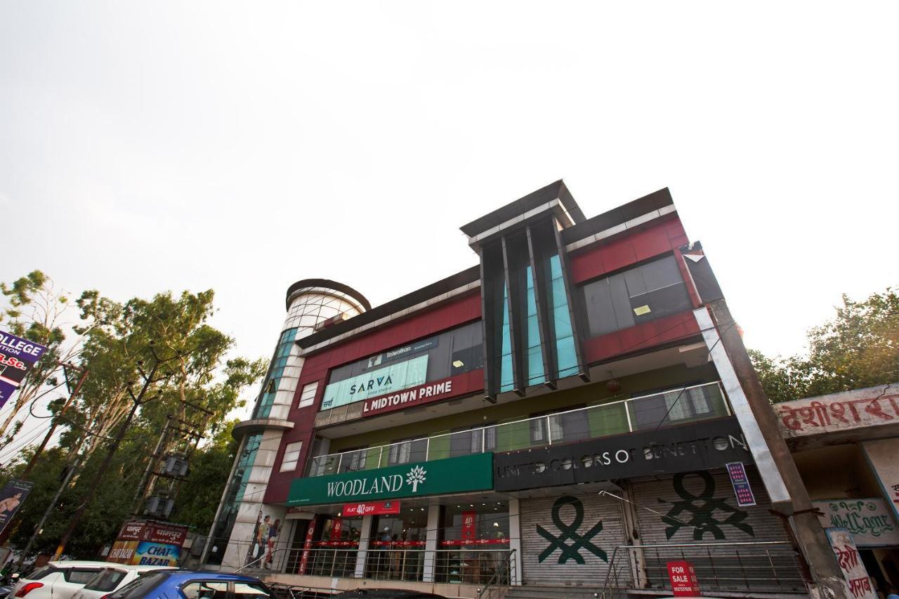 Oyo 44174 Hotel Mid Town Prime Harthala Zewnętrze zdjęcie